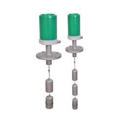 Top Mounted Displacer Type Level Switch